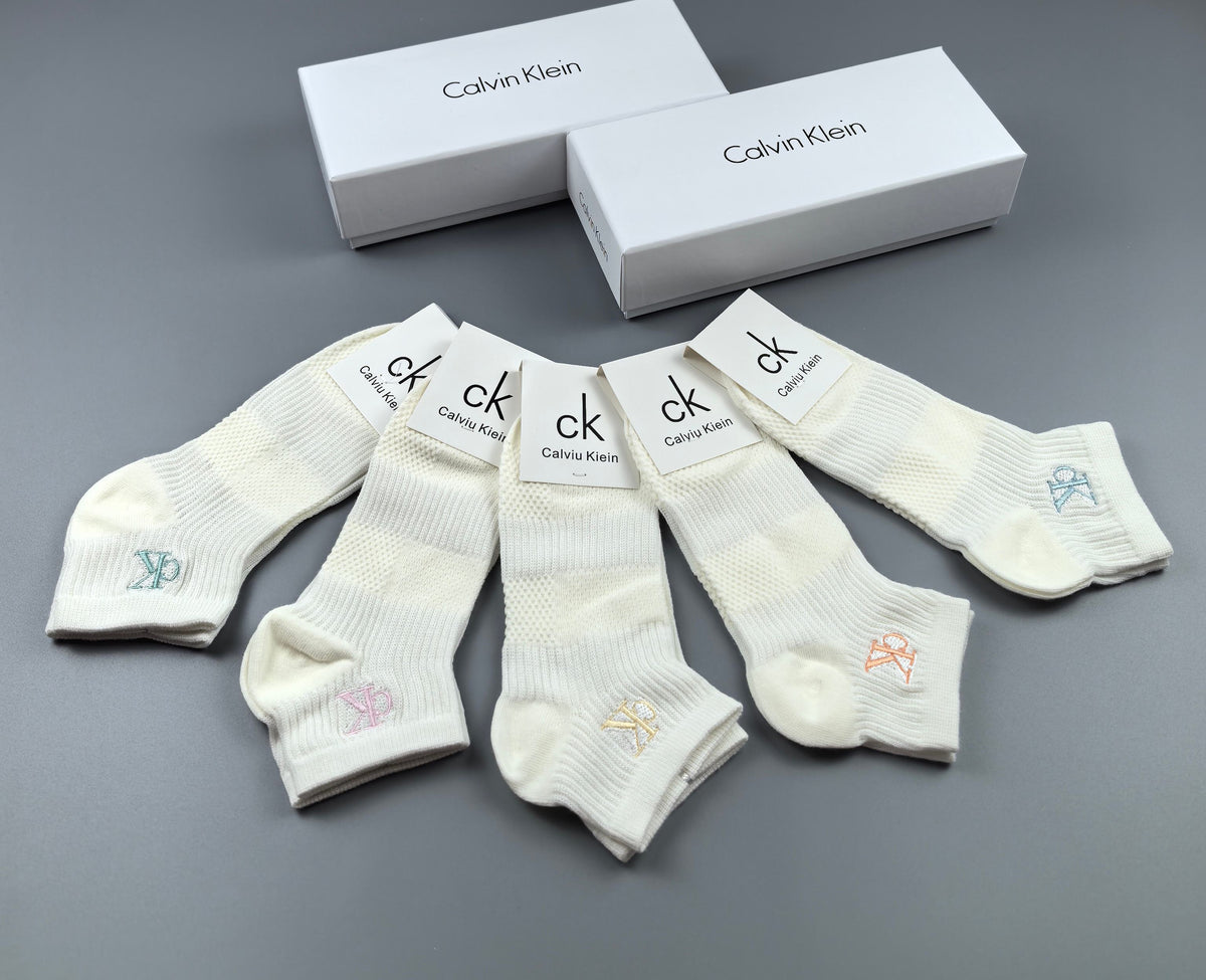 Calvin Klein White Small Monogram Ankle Ankle Socks, image 8