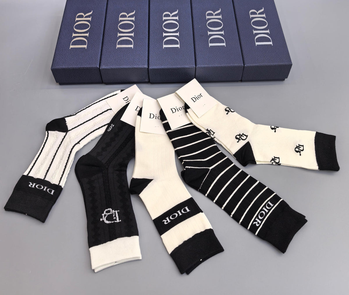 Dior Black Cream Mixed Stripe Cuffs Ankle Socks, image 2