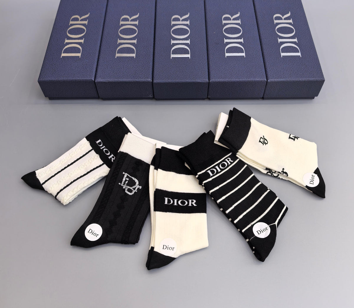 Dior Black Cream Mixed Stripe Cuffs Ankle Socks, image 6