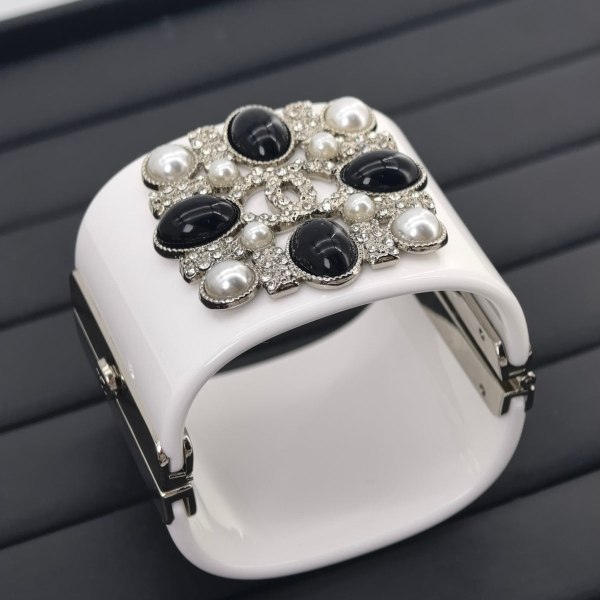 Chanel style bracelets - product photo 32