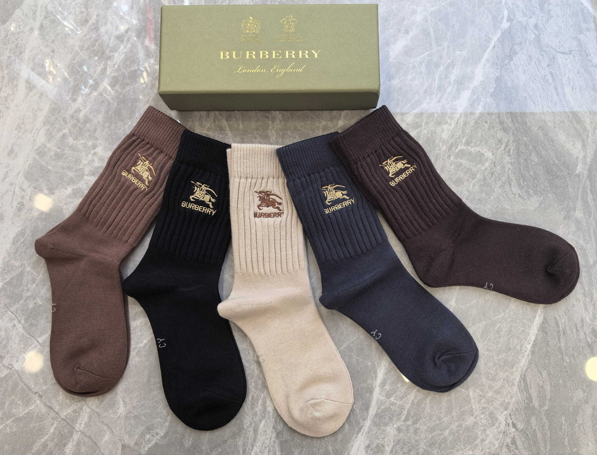 Burberry Earthy Brown Cream Small Cuff Horse Crew Socks, image 3