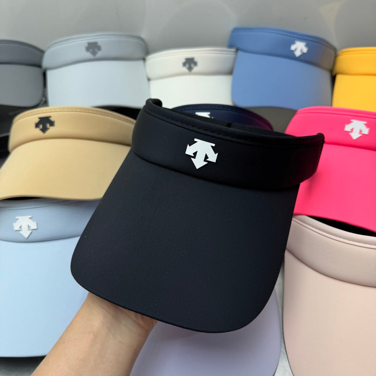 Visor - image 12