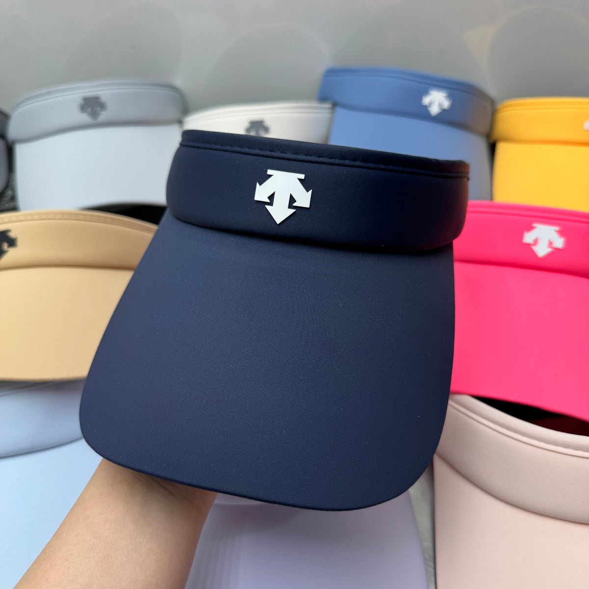 Visor - image 11