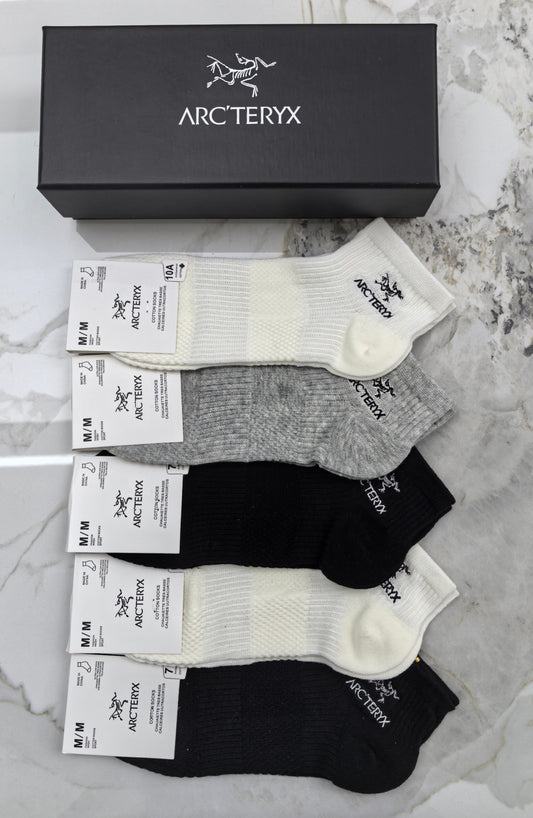 Arc'teryx Grey Black Cream Plain Knit Bird Motif Ankle Socks, image 1