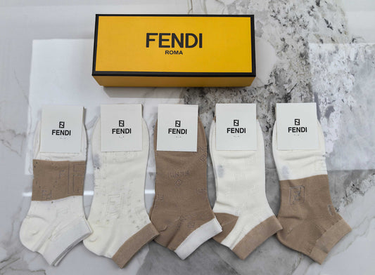 Fendi Cream Beige White Fine Cuff Lettering Ankle Socks, image 1