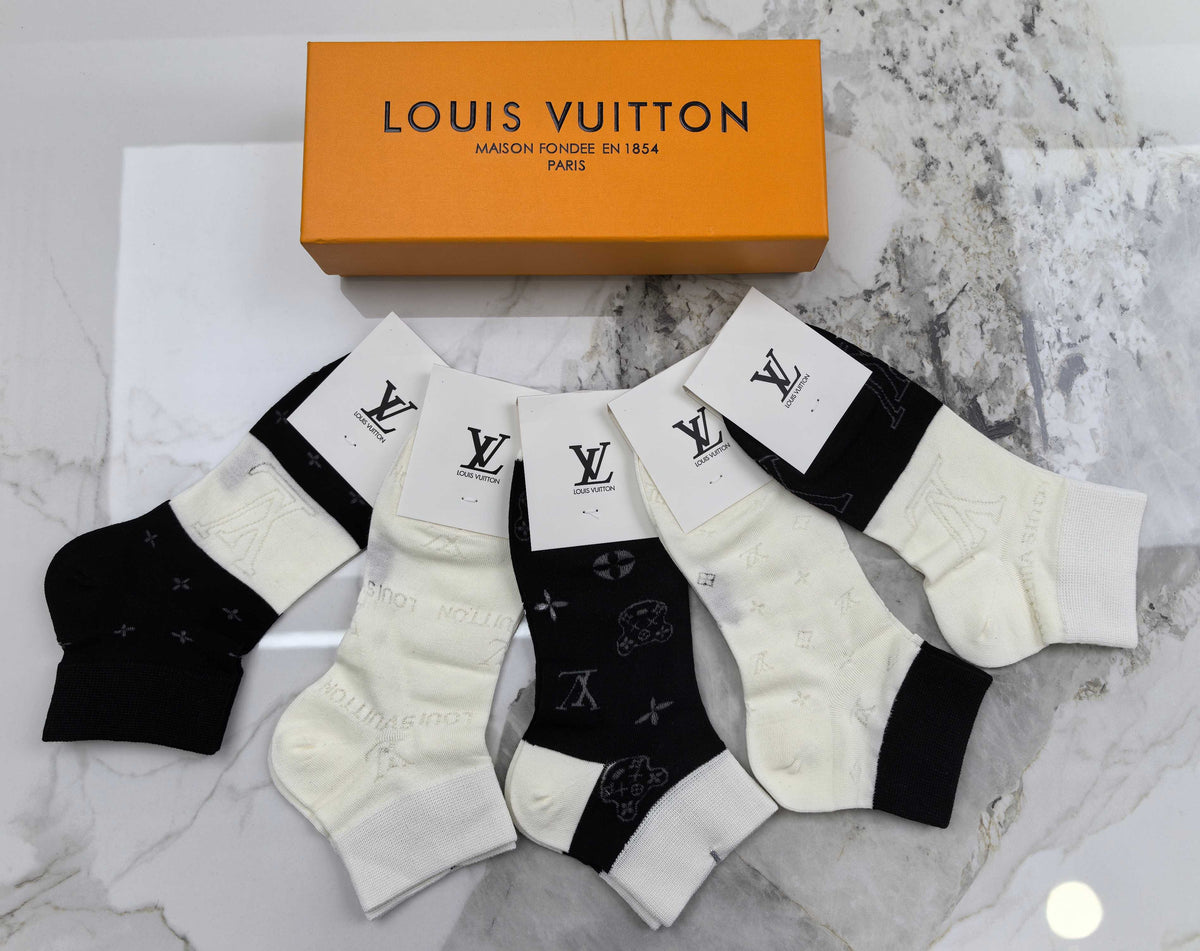 Louis Vuitton Side Flower Graphic Neutral Cuffs Ankle Socks, image 2