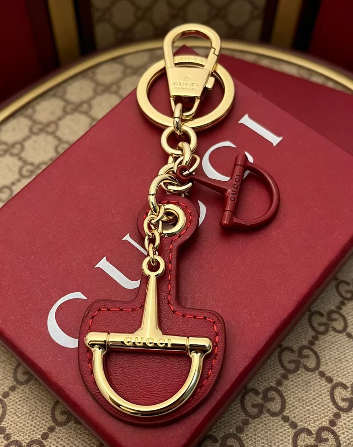 Gucci Horsebit Vintage-Inspired Red Keychain - image 3