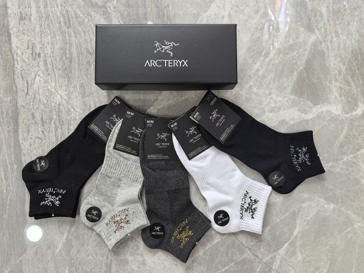 Arc'teryx Black Grey Cream Open Knit Small Bird Ankle Socks, image 2