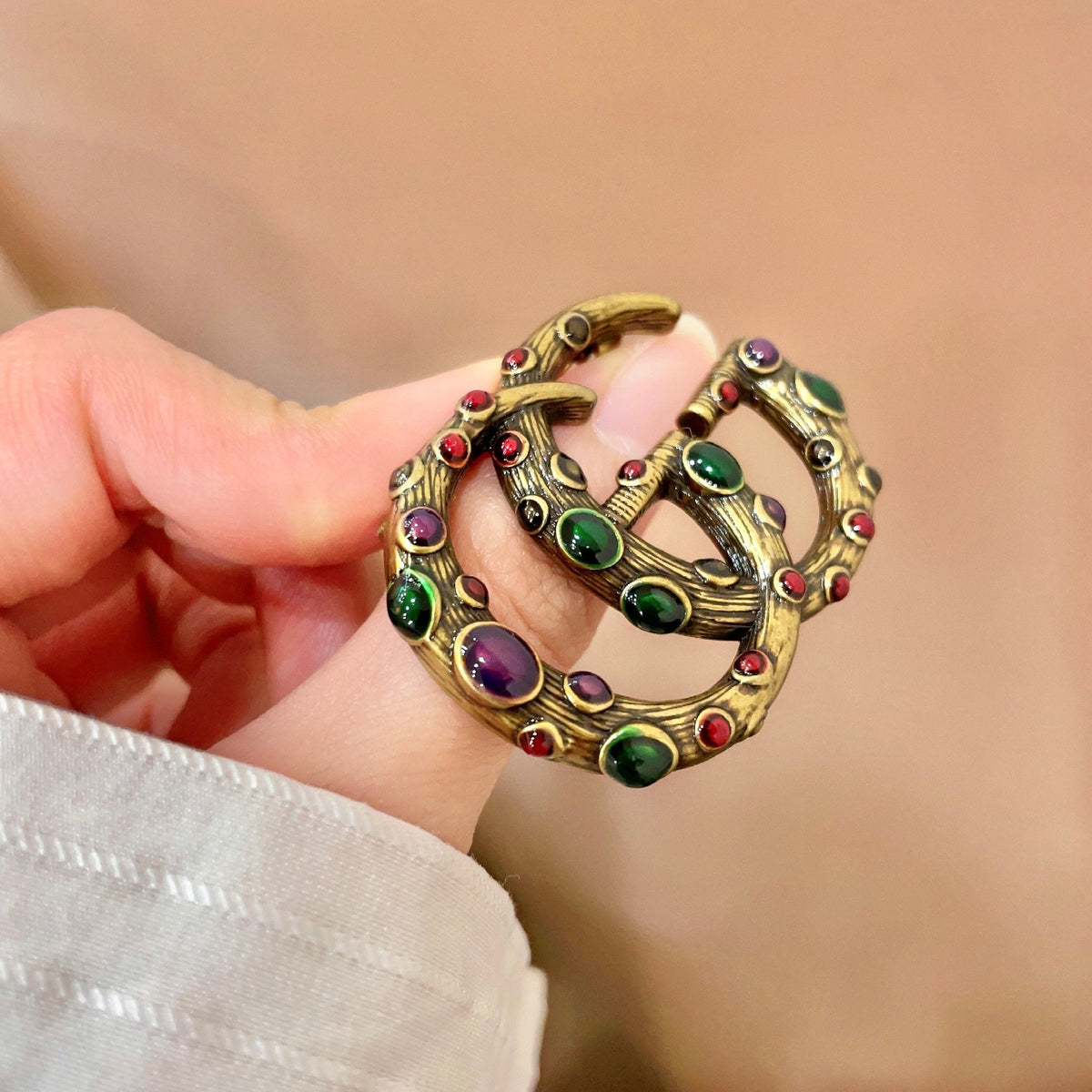 Gucci Brooch – Style 04 - image 3