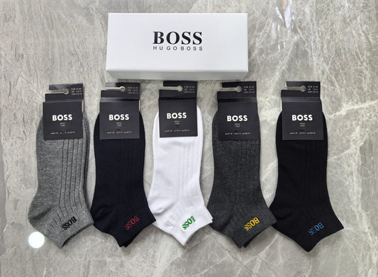 BOSS Neutral Ribbed Small Cuff Labels Crew Socks, image 1