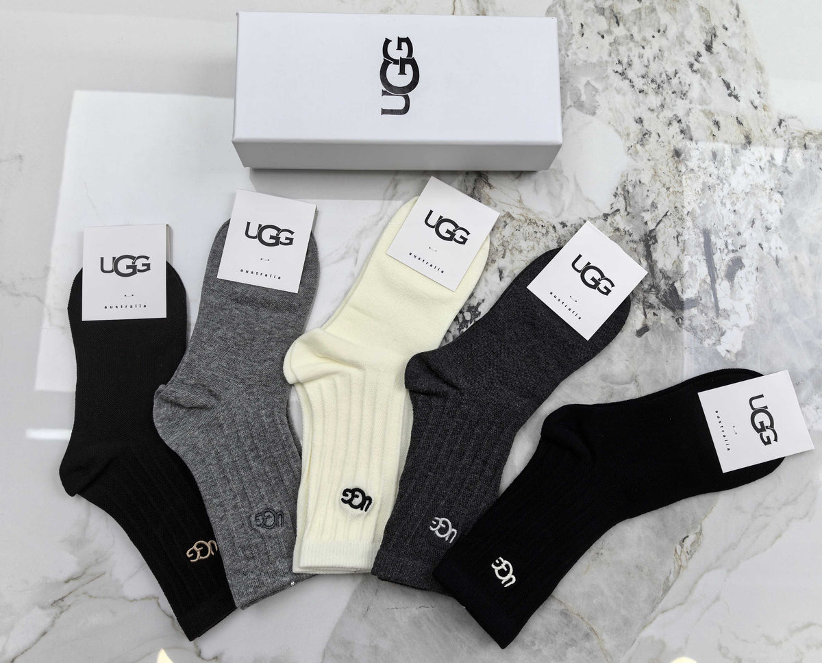 UGG Black Grey Cream Ribbed Leg Small Motif Crew Socks, image 3