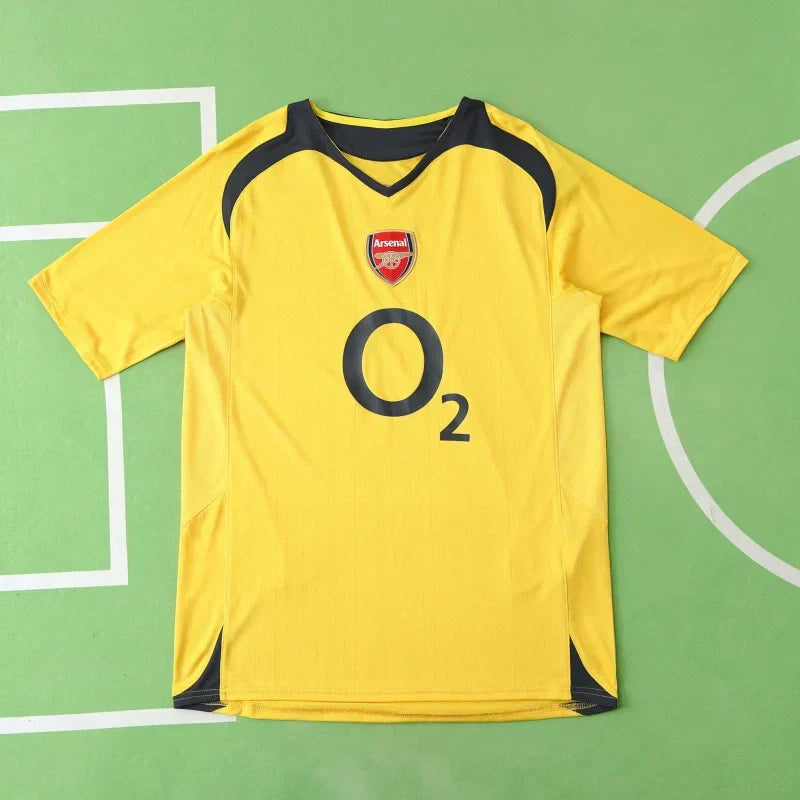 Arsenal FC Away Retro Fan Jersey – 2005/06 Season