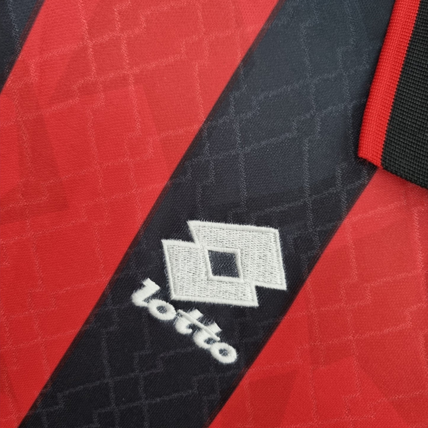 AC Milan 1995-96 Home Retro Jersey – Lotto Red Black Opel Maldini Weah Roberto Baggio Desailly Football Shirt