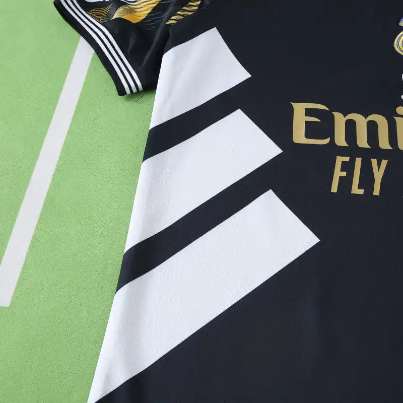 Real Madrid CF Fan Version Jersey 2025/26 – Black & White Geometric Football Shirt