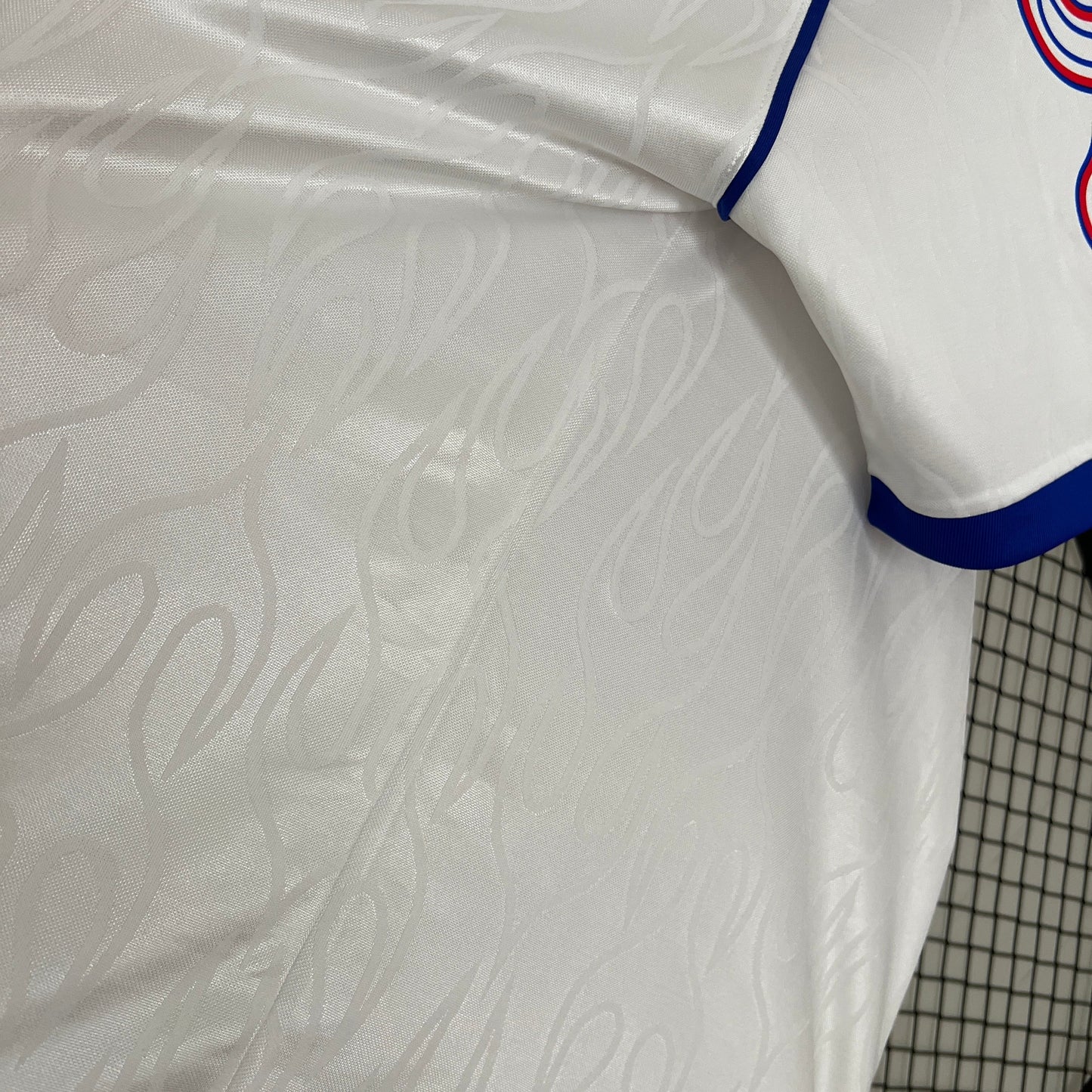Japan 1998 Away Jersey – White Asics Blue Collar Flame Pattern Retro 1998 FIFA World Cup France Football Shirt | Nakata Nakayama Samurai Blue Classic JFA Kit