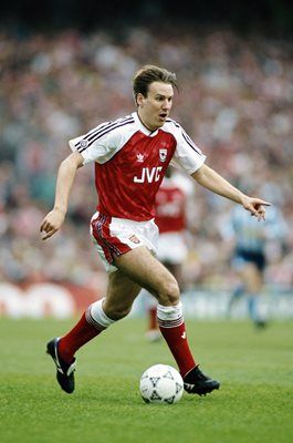 Arsenal 1990-92 Home Retro Jersey – Classic Adidas Red Diamond Jacquard JVC Kit