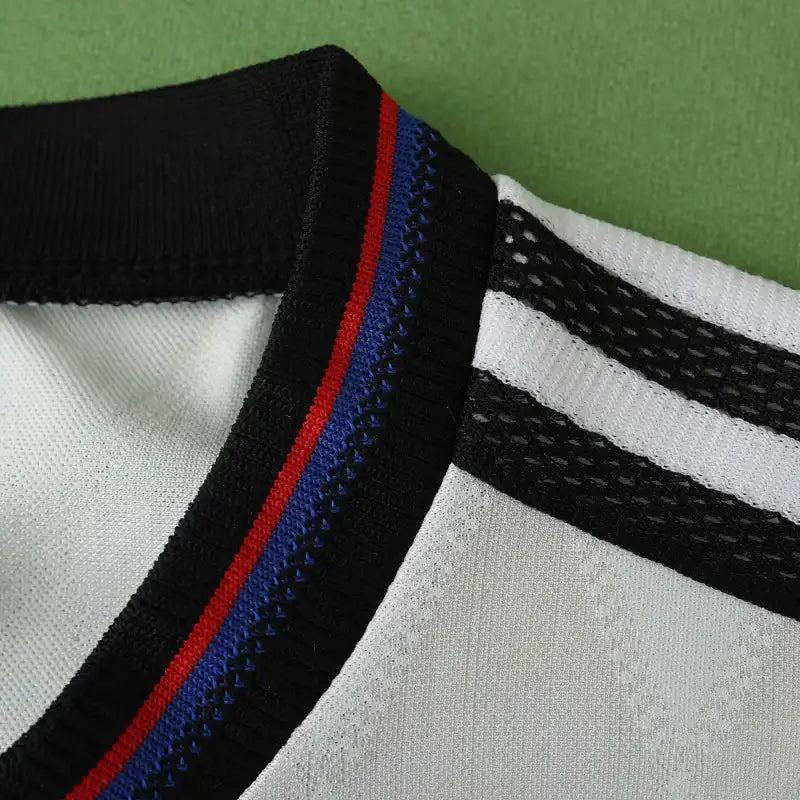 FC Bayern München Away Retro Fan Jersey 1997/98 Season