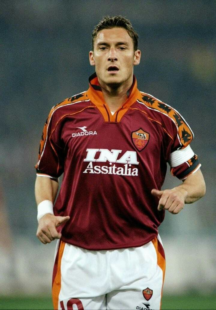 AS Roma 98/99 Home Jersey