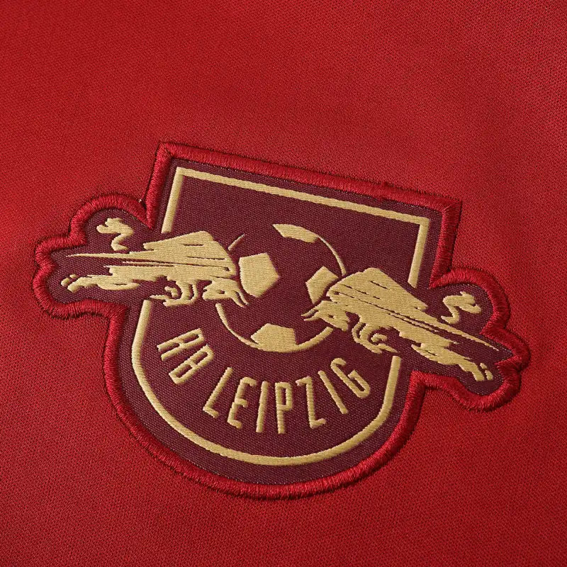 RB Leipzig Training Jersey Fan Version 2024/25 – Scarlet Red Gold Double-Bull Bundesliga Training Shirt