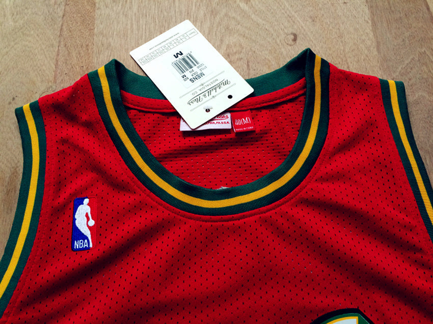 Gary Payton #20 Seattle SuperSonics Red 1997-98 Hardwood Classics Swingman Jersey – Mitchell & Ness
