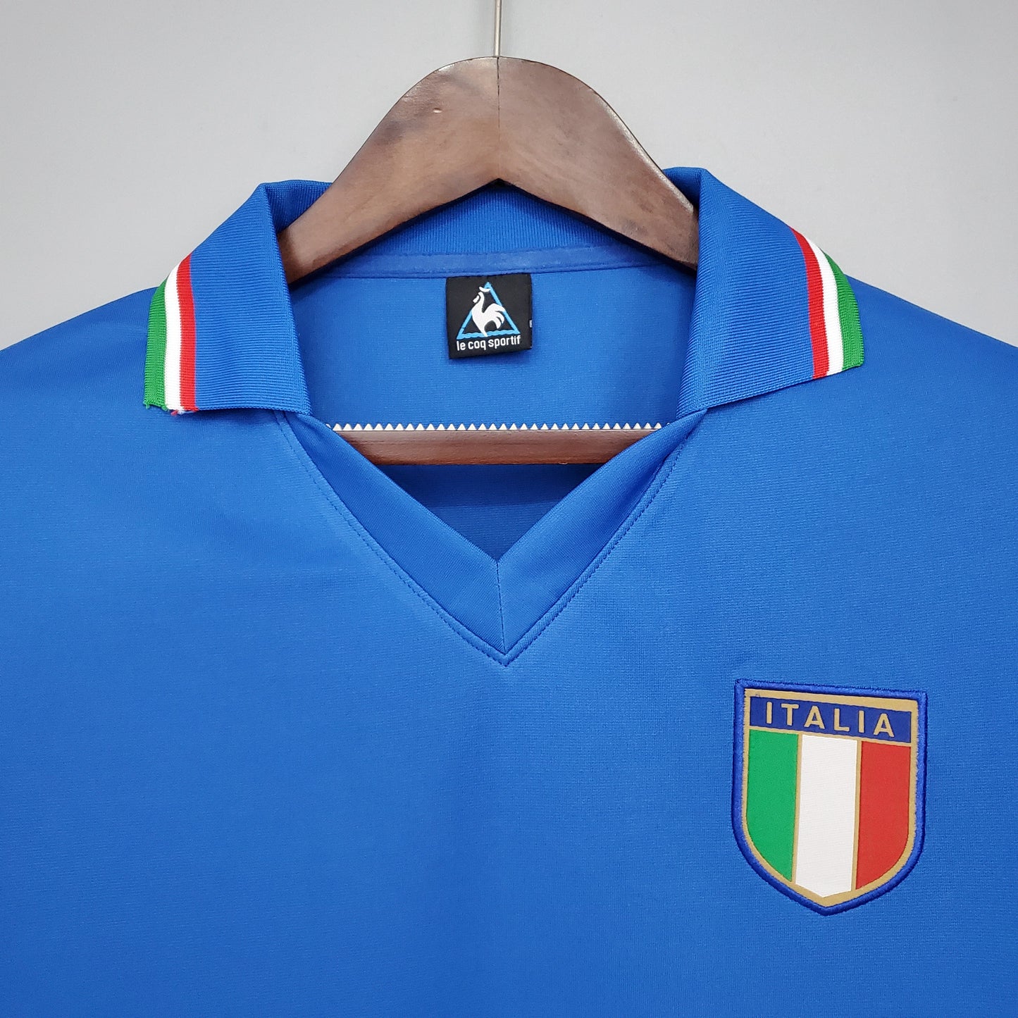 Italy 1982 World Cup Home Retro Soccer Jersey – Le Coq Sportif FIGC Azzurro Rossi Tardelli Kit