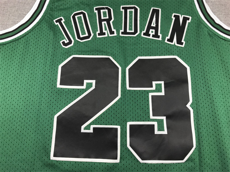 Michael Jordan #23 Chicago Bulls Mitchell & Ness Green 1997-98 St. Patrick's Day Hardwood Classics Swingman Jersey