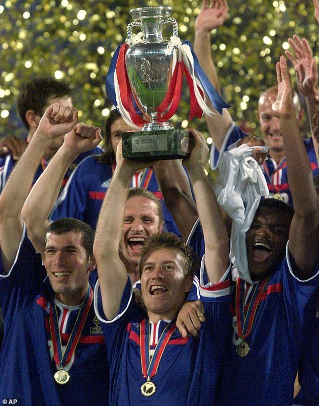 France 2000 Home Retro Jersey – Euro 2000 Winners Adidas Blue One Star Kit | Zidane Era Les Bleus