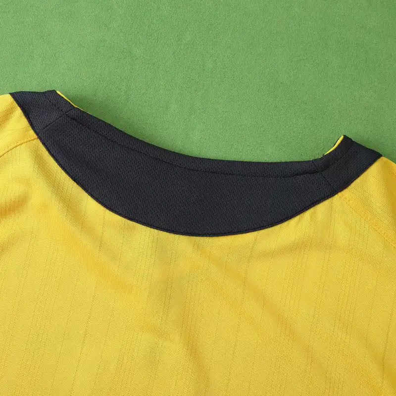 Arsenal FC Away Retro Fan Jersey – 2005/06 Season