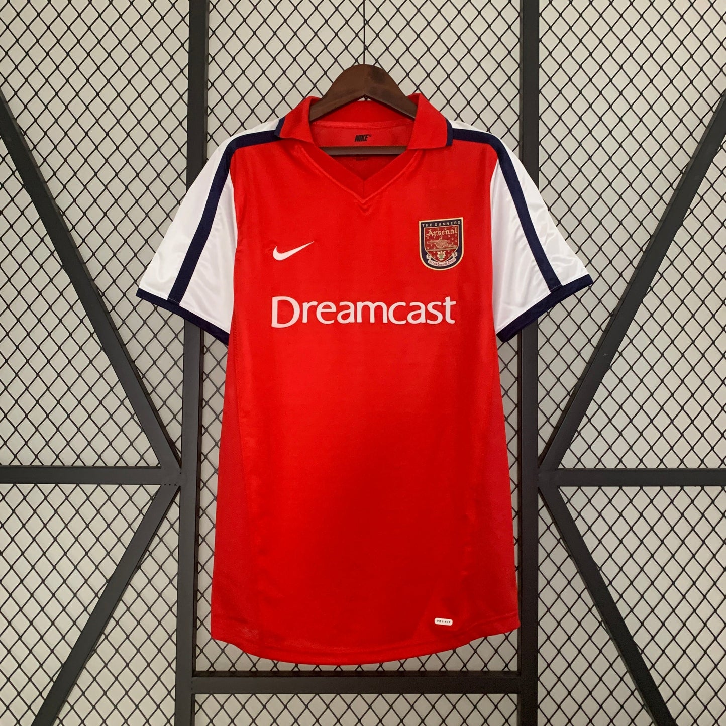 Arsenal 2001-02 Home Retro Jersey – Nike Dreamcast Double Season Henry Bergkamp Wenger Fan Version Football Shirt