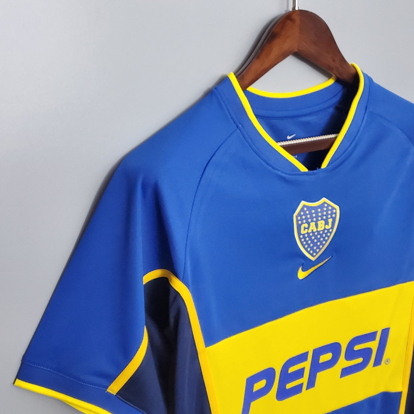Boca Juniors 2002-03 Home Retro Jersey – Nike Blue Yellow Pepsi Riquelme Palermo Intercontinental Cup Football Shirt