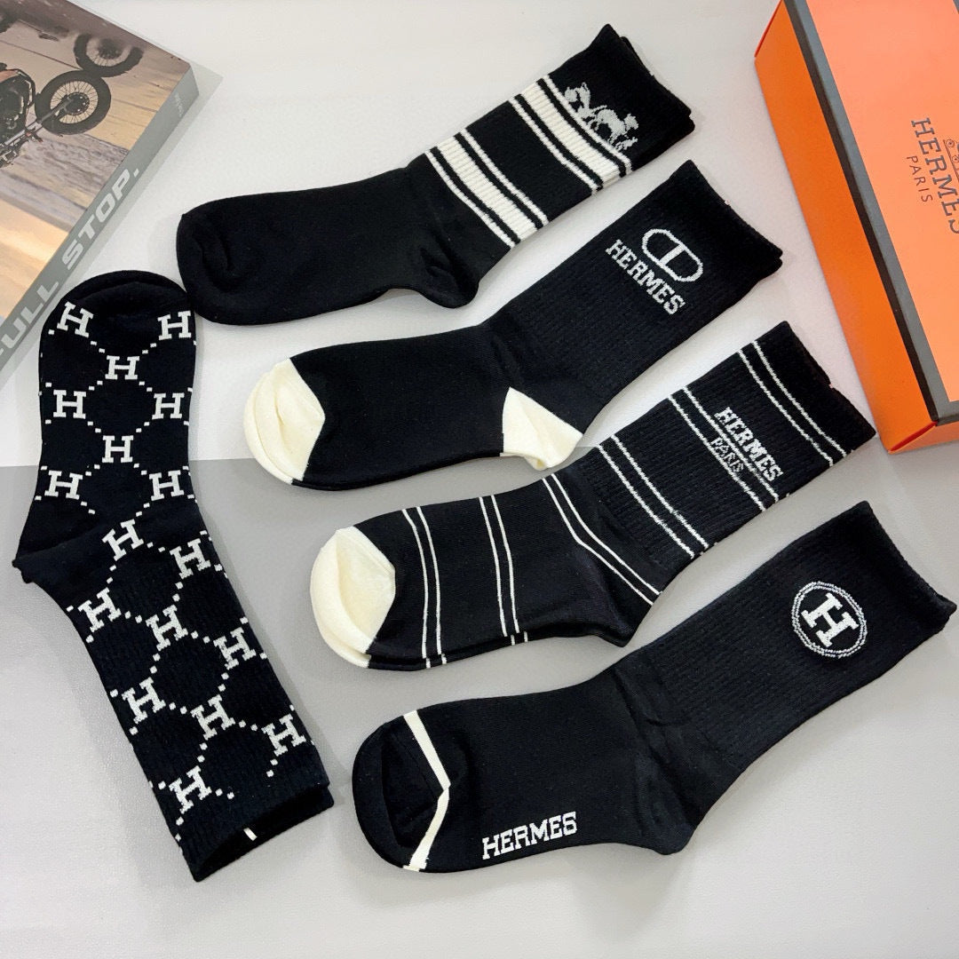 Mixed Brands Black White Mixed Emblem Stripes Crew Socks, image 9