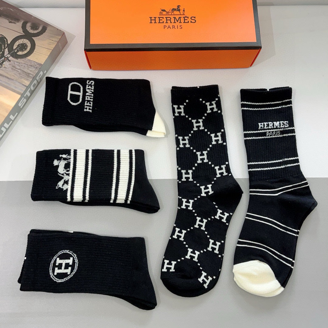 Mixed Brands Black White Mixed Emblem Stripes Crew Socks, image 8