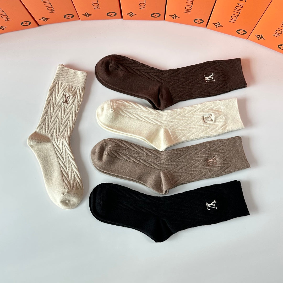 Louis Vuitton Earthy Cream Fine Ribbed Cuffs Crew Socks, image 5