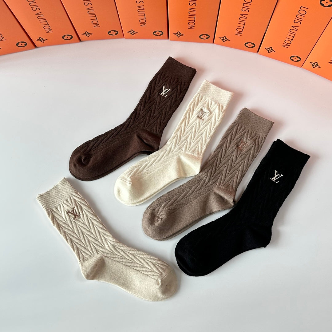 Louis Vuitton Earthy Cream Fine Ribbed Cuffs Crew Socks, image 4