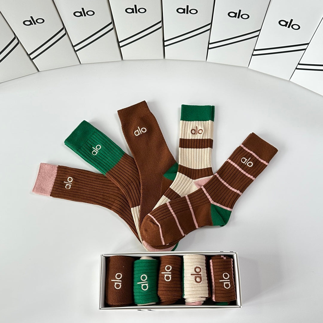Alo Earthy Green Cream Broad Stripe Crew Socks, image 7