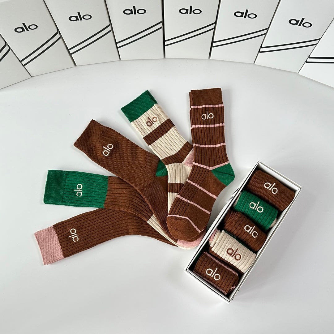 Alo Earthy Green Cream Broad Stripe Crew Socks, image 8