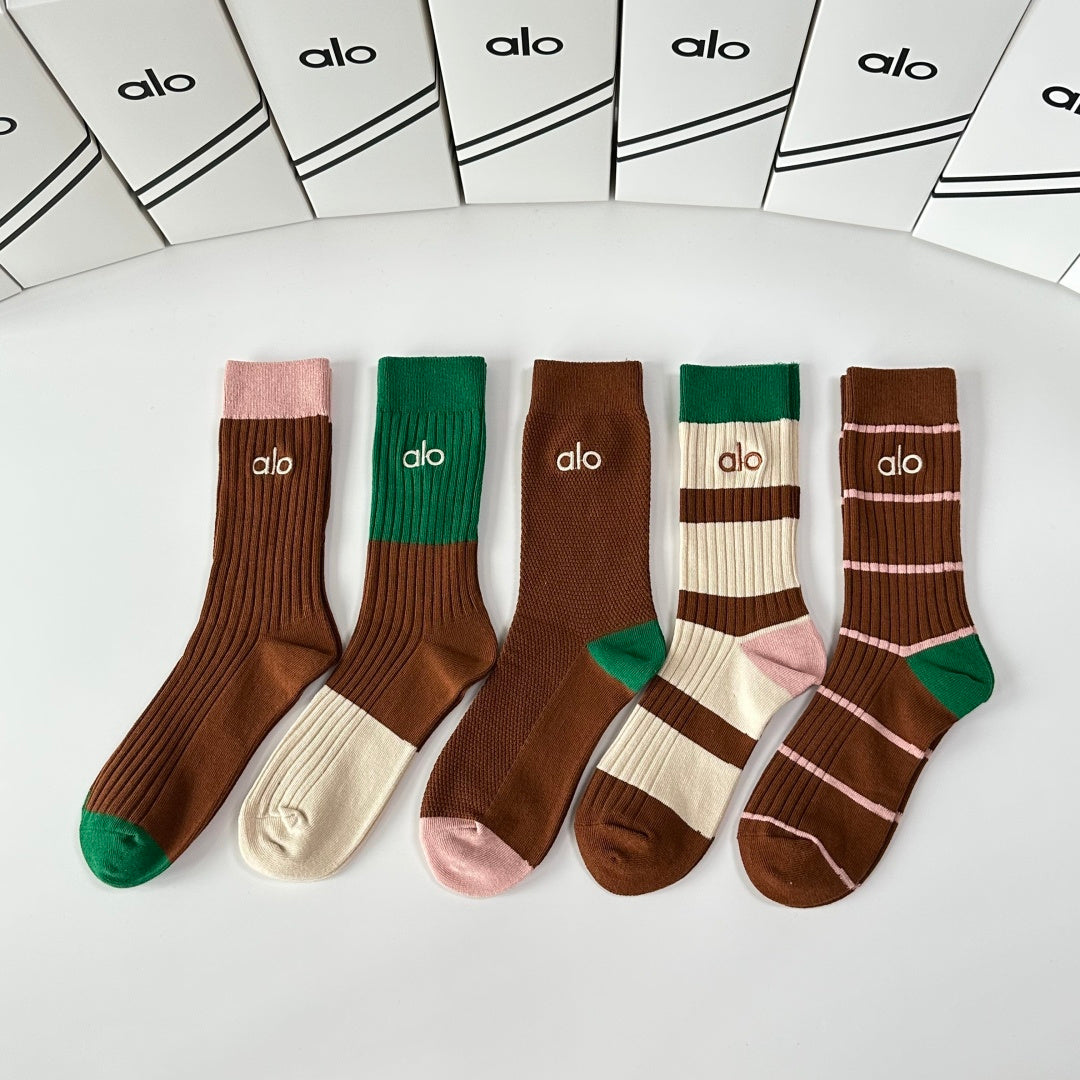 Alo Earthy Green Cream Broad Stripe Crew Socks, image 1
