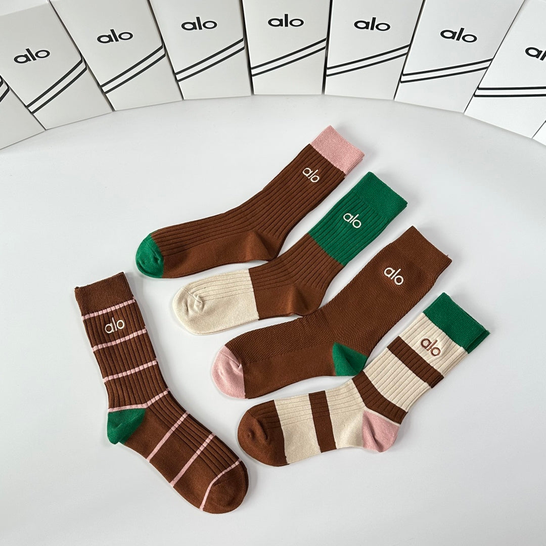 Alo Earthy Green Cream Broad Stripe Crew Socks, image 4