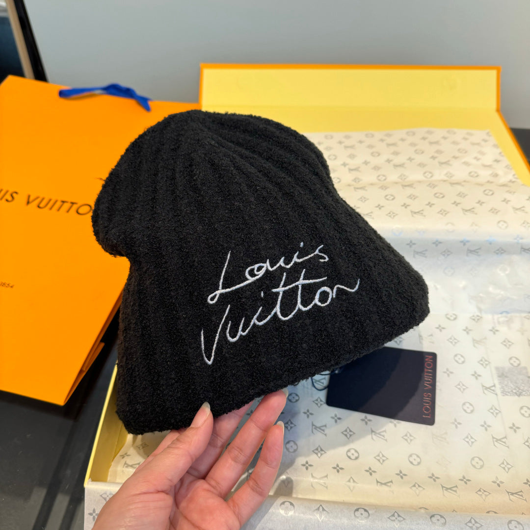 Beanie - image 4