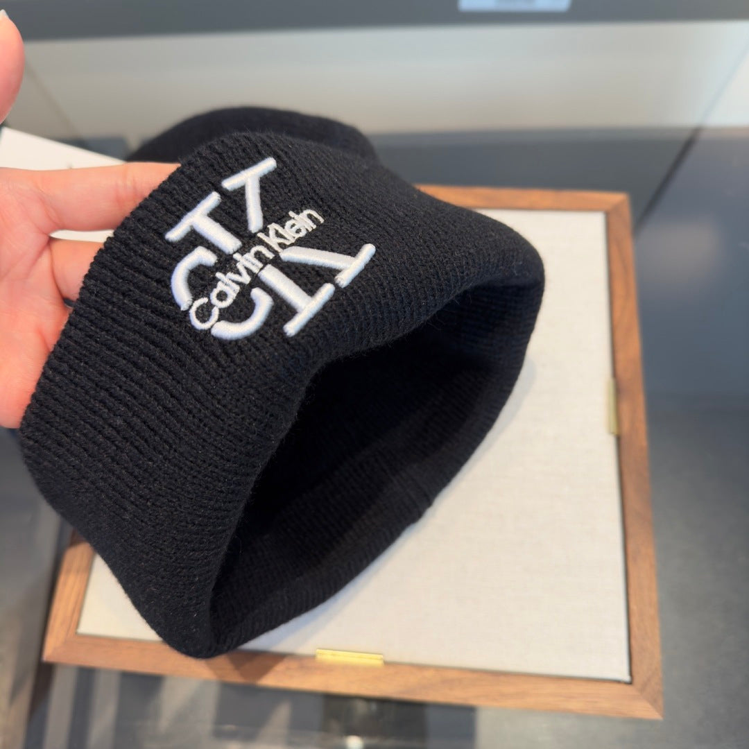 Beanie - image 6