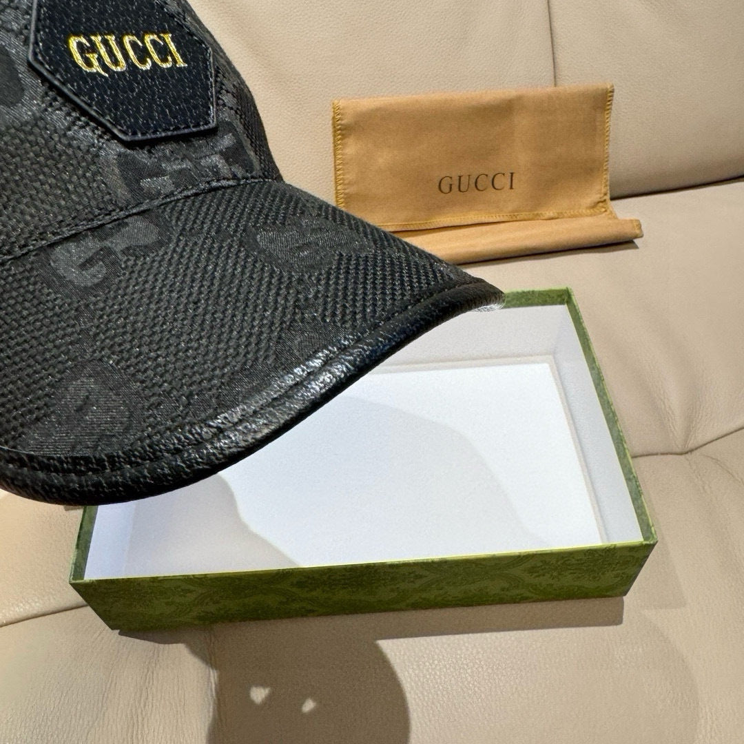 Gucci Canvas Baseball Cap - image 4