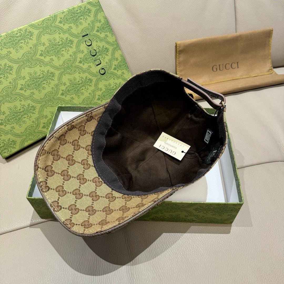Gucci Canvas Baseball Cap - image 8