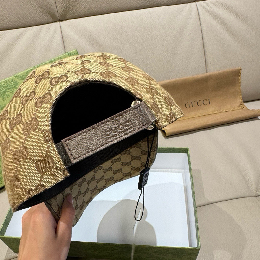 Gucci Canvas Baseball Cap - image 7