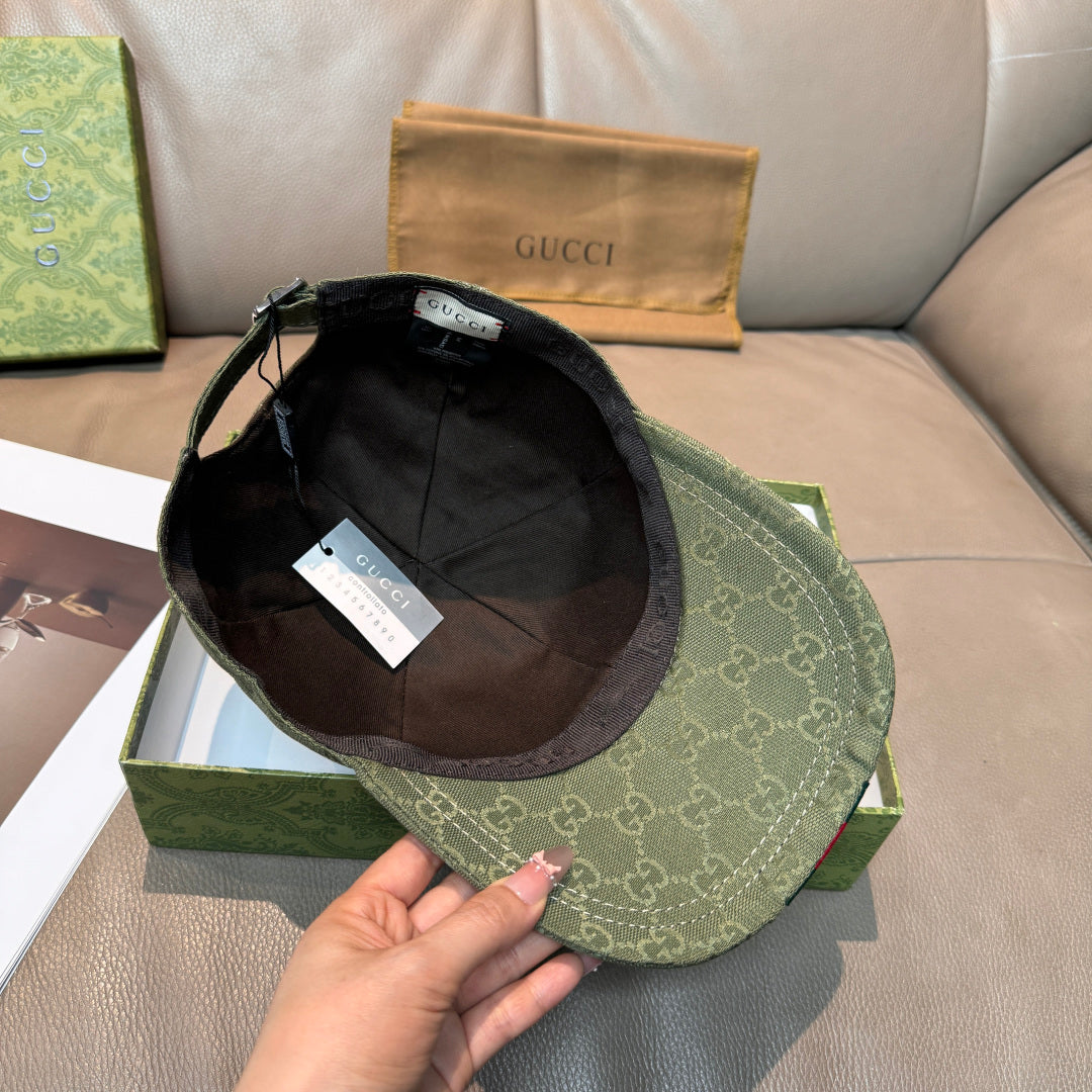 Gucci Canvas Baseball Cap - image 6