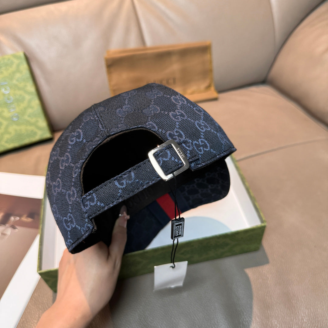 Gucci Canvas Baseball Cap - image 8