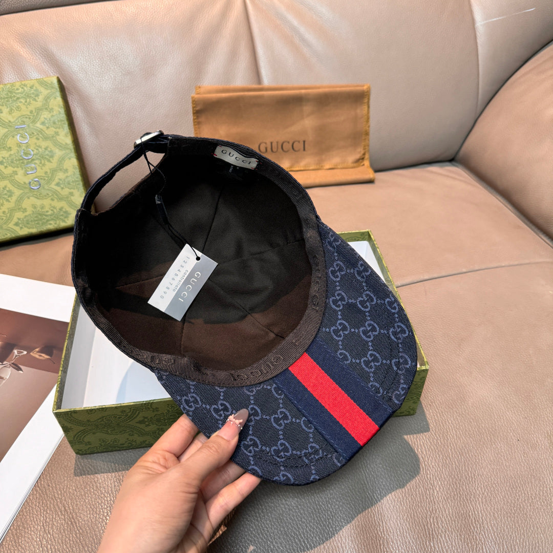 Gucci Canvas Baseball Cap - image 6