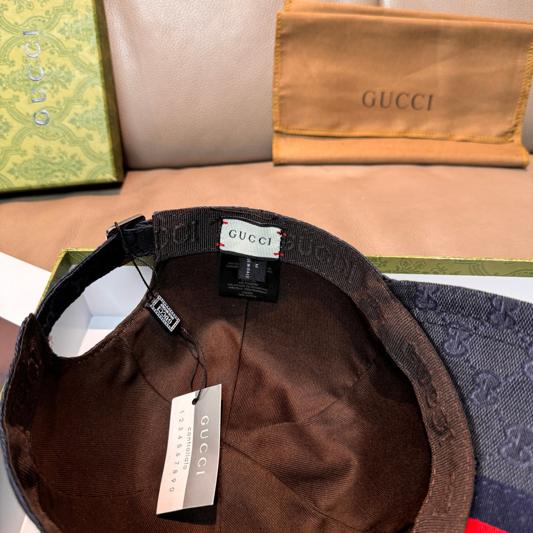 Gucci Canvas Baseball Cap - image 7
