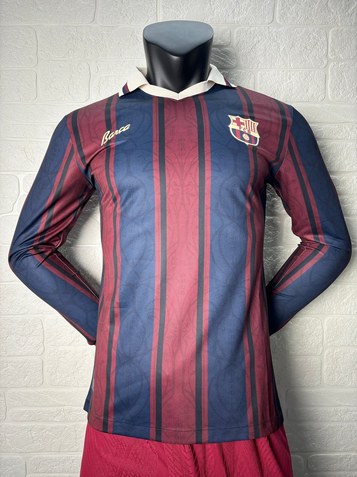 2025/26 FC Barcelona 125th Anniversary Edition Player Version Long Sleeve Jersey - Dark Navy Blue & Deep Burgundy Vertical Stripe - White Retro Polo Collar - Gold Barça Script - Retro FCB Crest - Clean Chest