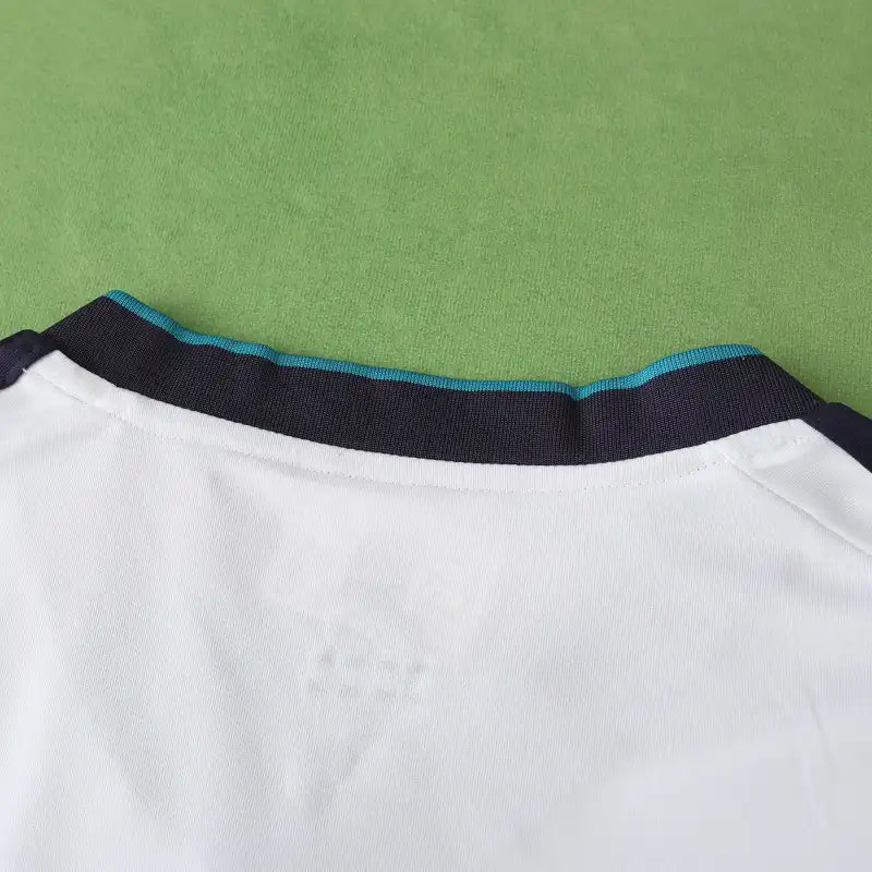 Real Madrid CF Home Retro Fan Version Jersey 2012/13 – White Football Shirt with Navy & Teal Trim
