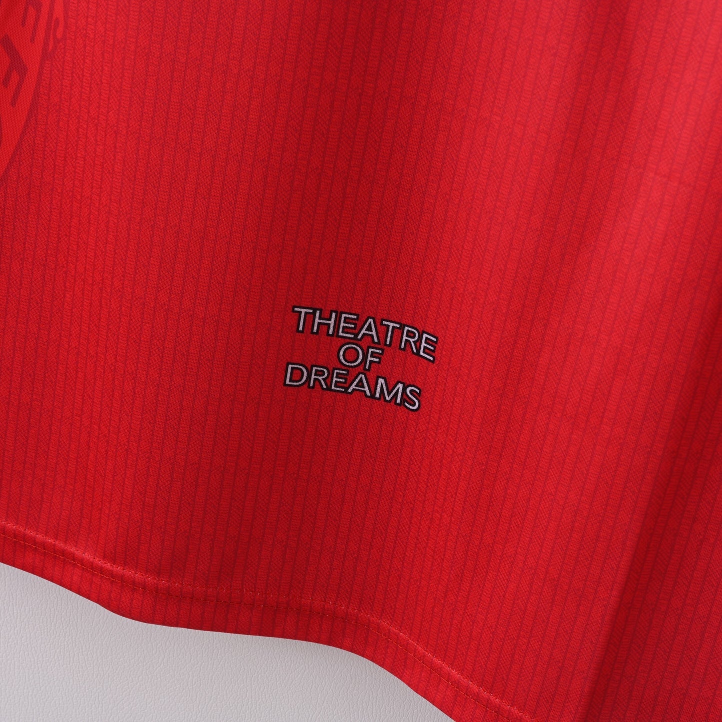 1996/97 Manchester United Home Retro Jersey - Umbro - SHARP Sponsor - Theatre of Dreams
